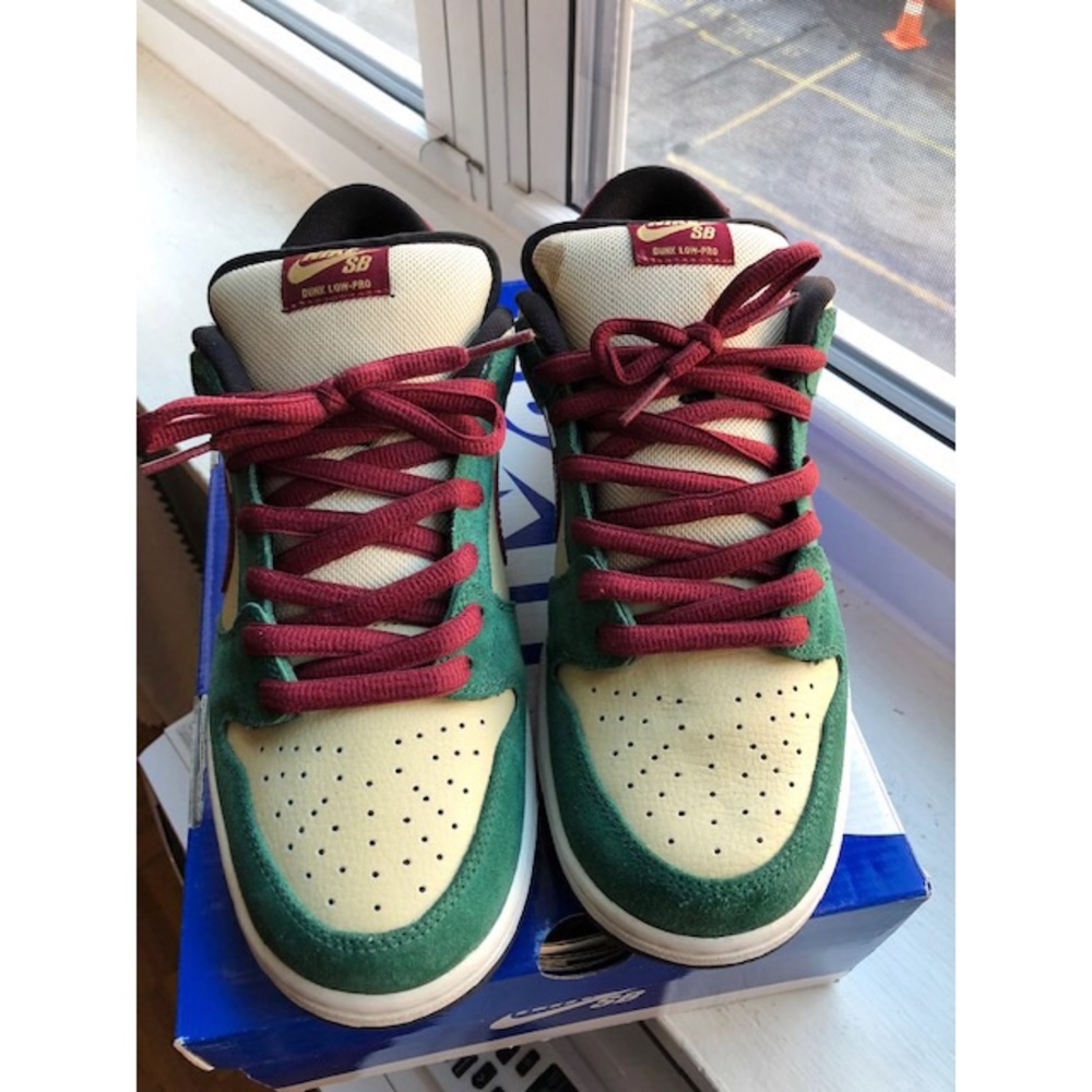 Nike SB Dunk Mid Pro. Size 10.